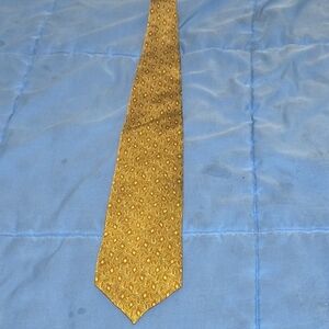 Van Heusen Gold Patterned Tie